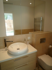 Bathroom2