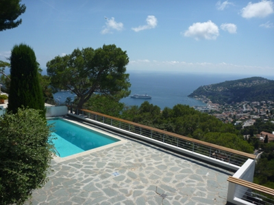 rent in villefranche